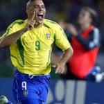 CAMISA DO BRASIL EM 2002 É ELEITA UMA DAS MAIS FEIAS DA HISTÓRIA