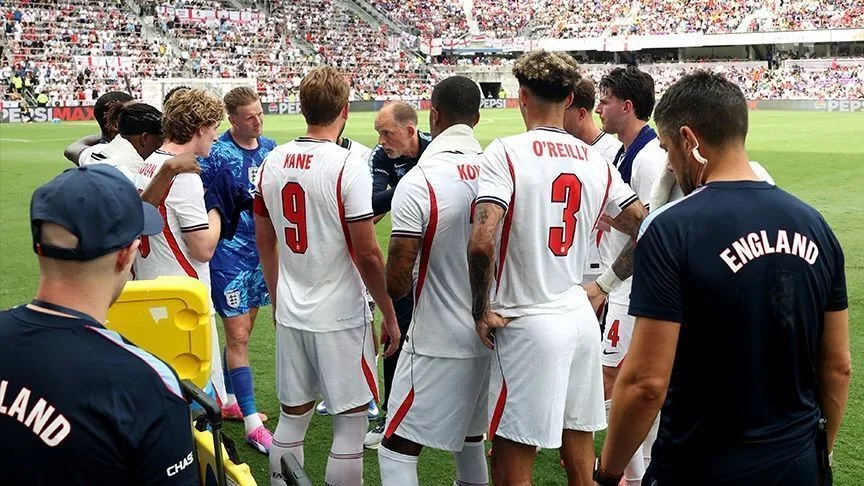 INGLATERRA ESTREIA NA COPA APÓS SUPERAR FURTO DE VAN E SUSTO COM TORNADO