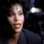 Família de Whitney Houston responde a declarações de Oprah sobre uso de drogas