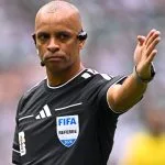ÁRBITRO BRASILEIRO WILTON PEREIRA SAMPAIO APITA NORUEGA X SENEGAL