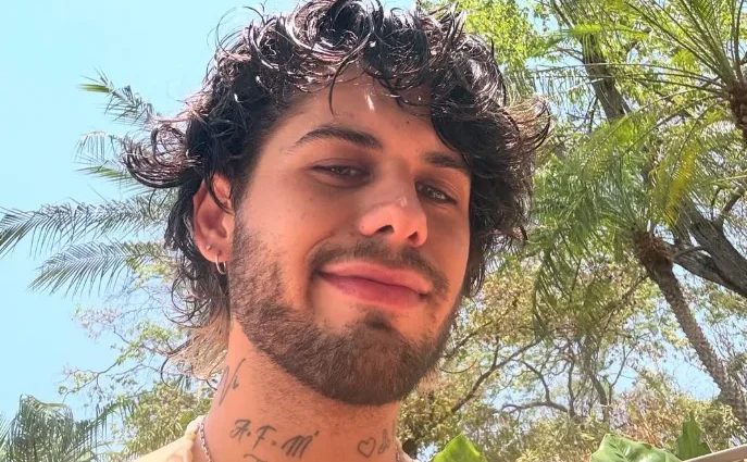 Zé Felipe se pronuncia sobre vida amorosa: ‘O que é vivido não precisa ser contado’ Zé Felipe se pronuncia sobre vida amorosa: ‘O que é vivido não precisa ser contado’