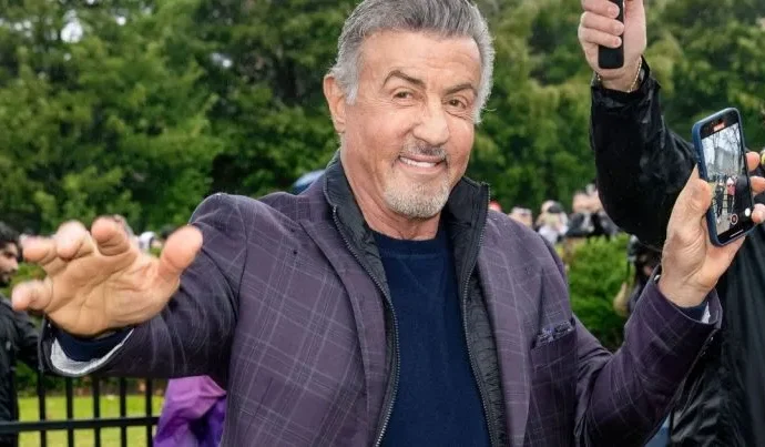 Sylvester Stallone revela detalhes sobre sua rotina de café da manhã aos 79 anos
