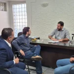 JOÃO GABRIEL INICIA GESTÃO INTERINA EM CASTILHO COM POSSE NA CÂMARA