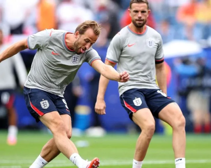 JORDAN HENDERSON PASSARÁ POR CIRURGIA E É CORTADO DA COPA JORDAN HENDERSON PASSARÁ POR CIRURGIA E É CORTADO DA COPA