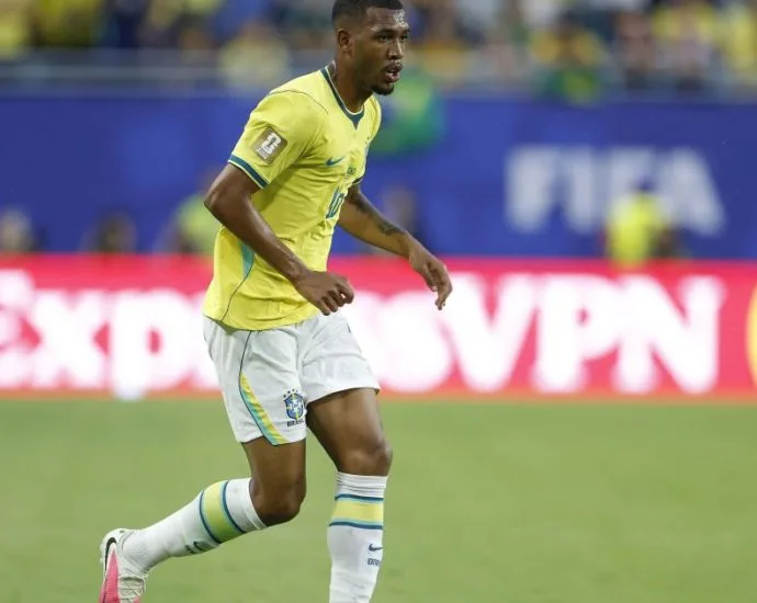 RAYAN LAMENTA ELIMINAÇÃO DO BRASIL NA COPA: "MAIS UM CAPÍTULO" RAYAN LAMENTA ELIMINAÇÃO DO BRASIL NA COPA: "MAIS UM CAPÍTULO"