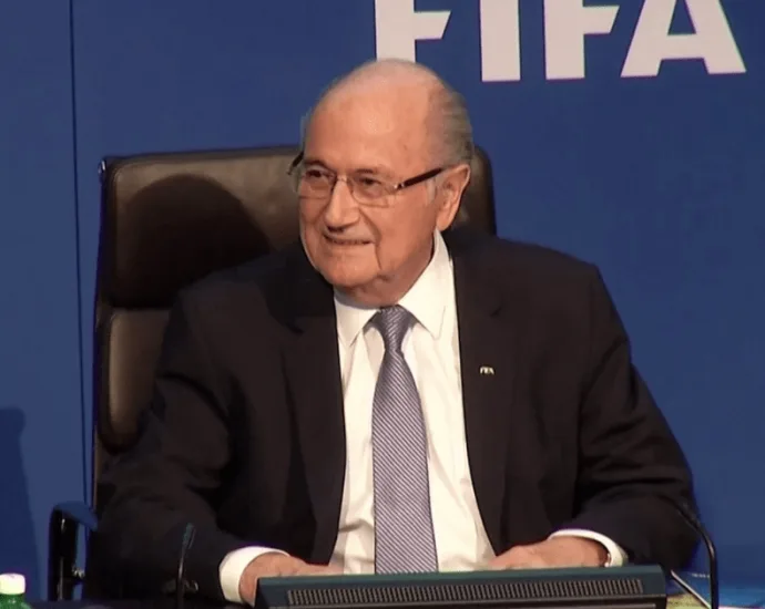 BLAZTER DETONA FIFA POR CANCELAR SUSPENSÃO DE BALOGUN BLAZTER DETONA FIFA POR CANCELAR SUSPENSÃO DE BALOGUN