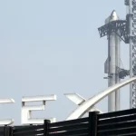 Lançamento da SpaceX Starship é cancelado segundos antes da decolagem