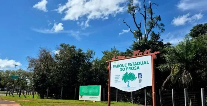 Arauco finaliza dragagem de lago no Parque Estadual do Prosa em Campo Grande