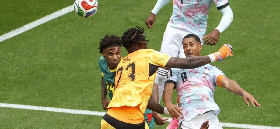 COPA: HERÓI DA BÉLGICA SE LESIONA NO AQUECIMENTO E É CORTADO CONTRA ESPANHA COPA: HERÓI DA BÉLGICA SE LESIONA NO AQUECIMENTO E É CORTADO CONTRA ESPANHA