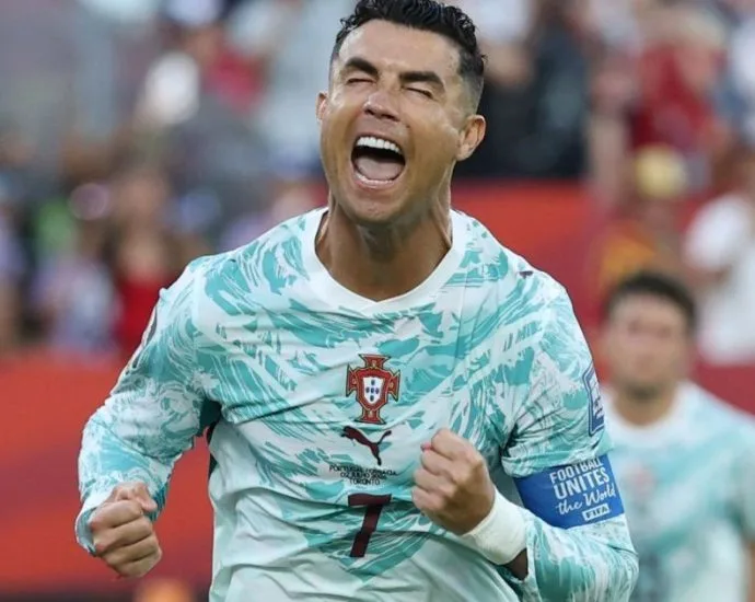 CRISTIANO RONALDO DERRUBA TABU E PORTUGAL ELIMINA CROÁCIA NOS ACRESCIMENTOS
