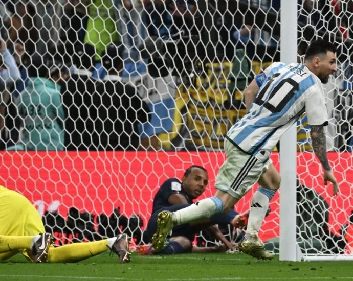 PRORROGAÇÃO E PÊNALTIS: FINAIS DE COPA DECIDIDAS NO SUFOCO