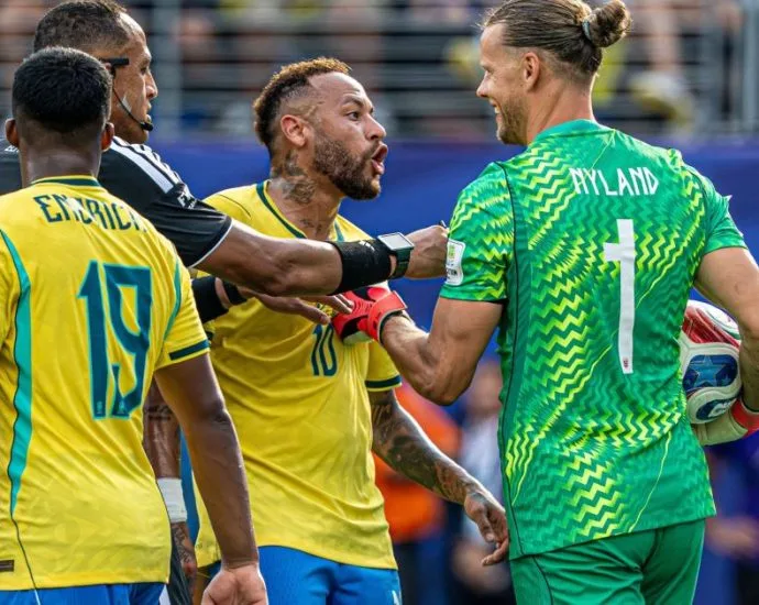 PERFIL FAKE SE PASSA POR GOLEIRO DA NORUEGA E CONFUNDE BRASILEIROS