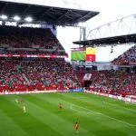 CALOR EXTREMO ALERTA TORCEDORES DE PORTUGAL X CROÁCIA EM TORONTO