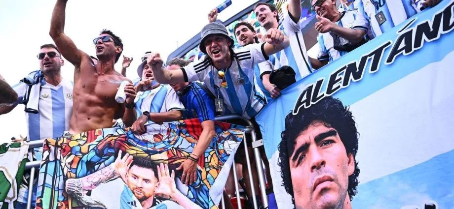 COPA: POR QUE TANTA GENTE TORCE PARA A ARGENTINA?