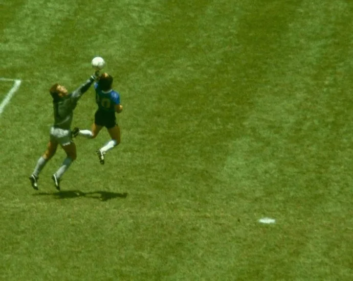 VETERANOS PEDEM QUE SEMI DA COPA NÃO VIRE DEBATE SOBRE MALVINAS