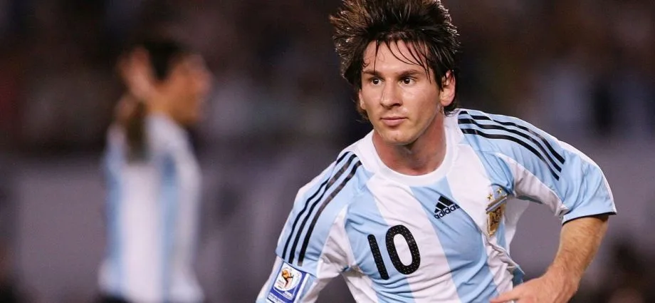 OPERAÇÃO MESSI: O AMISTOSO QUE DEFINIU O DESTINO DO CRAQUE