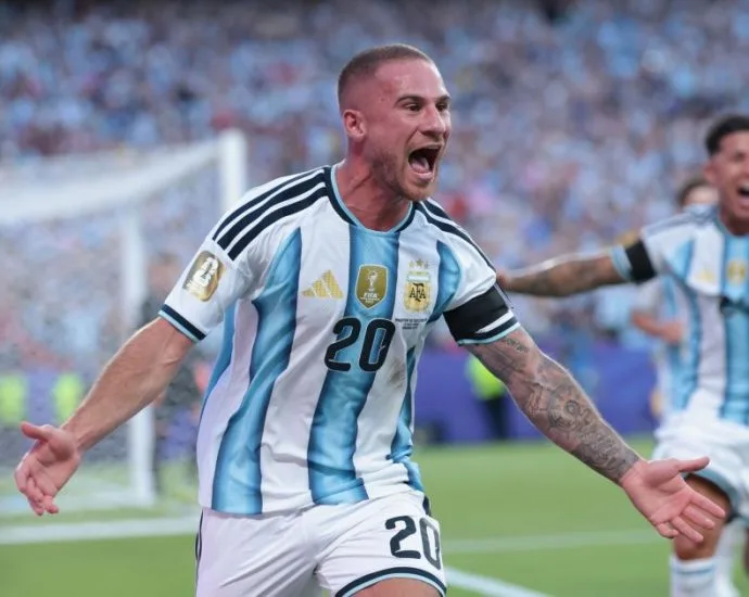 PILARES DA ARGENTINA BRILHAM NA PREMIER LEAGUE E CONHECEM BEM OS INGLESES