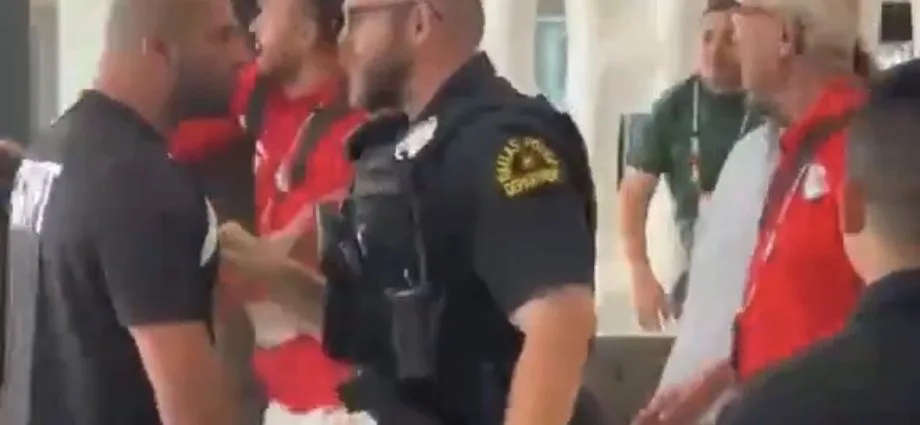 CONFUSÃO COM POLICIAIS EM DALLAS MARCA VÉSERA DO EGITO NA COPA CONFUSÃO COM POLICIAIS EM DALLAS MARCA VÉSERA DO EGITO NA COPA