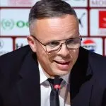 TÉCNICO DE MARROCOS ACEITA DERROTA E REFLETE SOBRE FUTURO