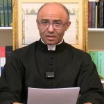 Padre excomungado critica clero e denuncia rituais em igrejas de Brasília