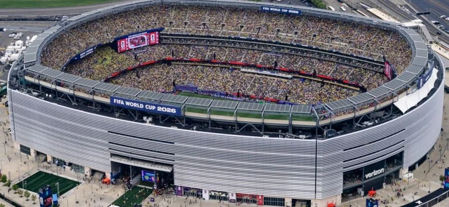 QUANTO CUSTA COMER E BEBER NO ESTÁDIO DA FINAL DA COPA DO MUNDO? QUANTO CUSTA COMER E BEBER NO ESTÁDIO DA FINAL DA COPA DO MUNDO?