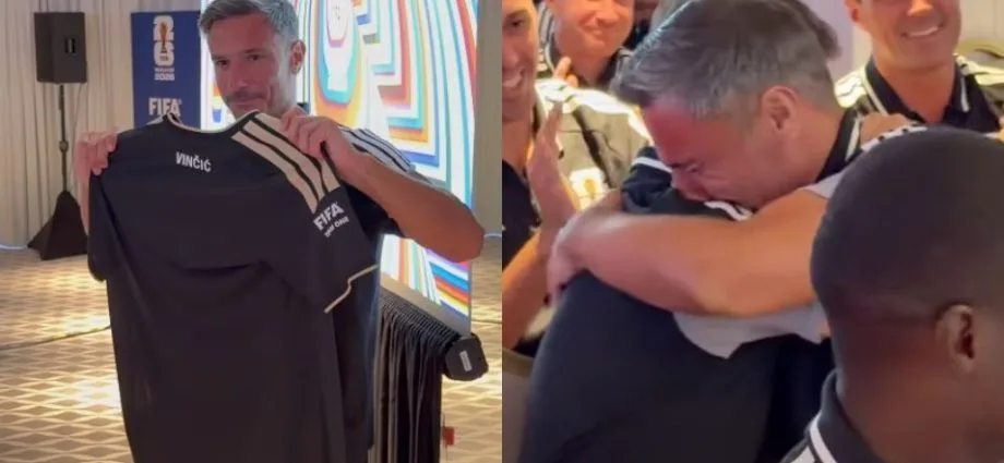 ÁRBITRO EMOCIONADO ANUNCIA ESCOLHA PARA FINAL DA COPA DO MUNDO ÁRBITRO EMOCIONADO ANUNCIA ESCOLHA PARA FINAL DA COPA DO MUNDO