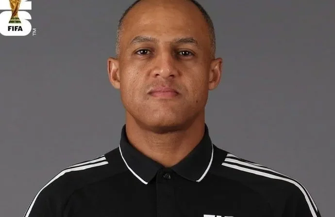 Arbitragem norte-americana para Brasil x Noruega nas oitavas de final da Copa do Mundo