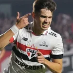 Damián Bobadilla busca legado familiar em confronto decisivo na Copa do Mundo