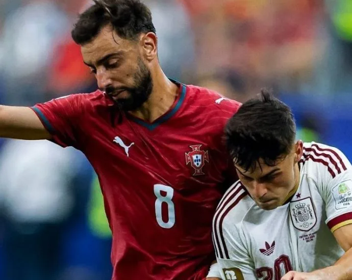 BRUNO FERNANDES LAMENTA ELIMINAÇÃO DE PORTUGAL NA COPA DO MUNDO