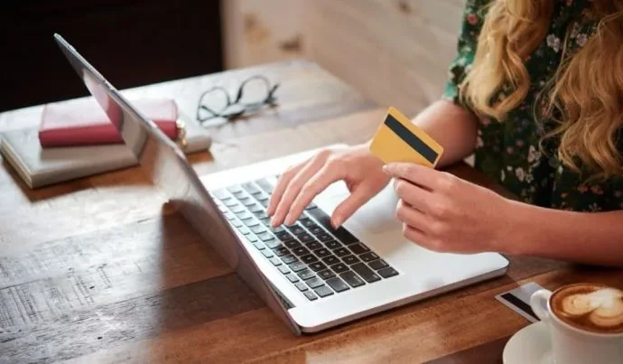 Cartão Virtual Temporário: Uma Medida de Segurança em Compras Online