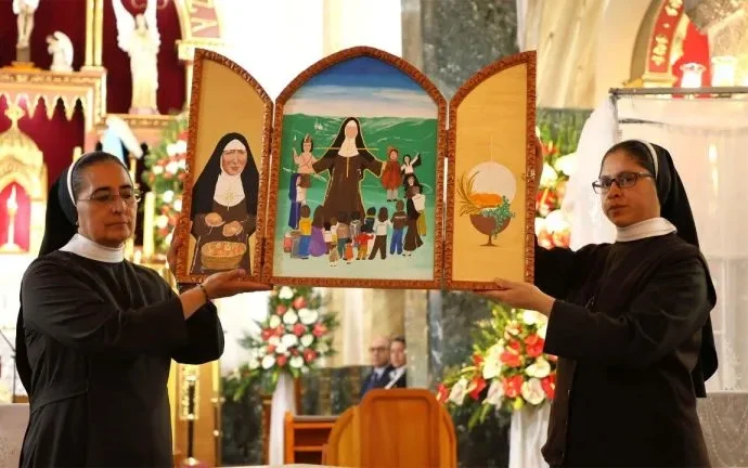 Peregrinação Eucarística das Franciscanas de Maria Imaculada Abrange 15 Países