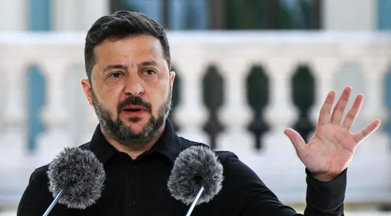 Zelensky Reafirma Importância de uma Paz Duradoura em Meio a Conflitos na Ucrânia