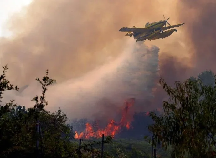 Igreja na Espanha atua em resposta a incêndios que deixaram 325 mil desabrigados