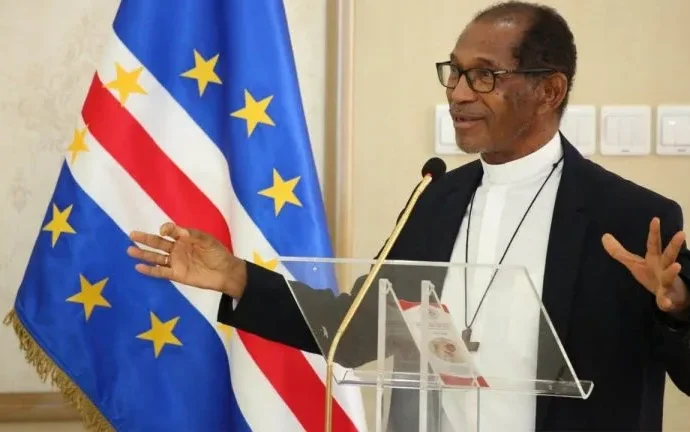 Dom Arlindo Gomes Furtado Celebra 50 Anos de Sacerdócio em Cabo Verde