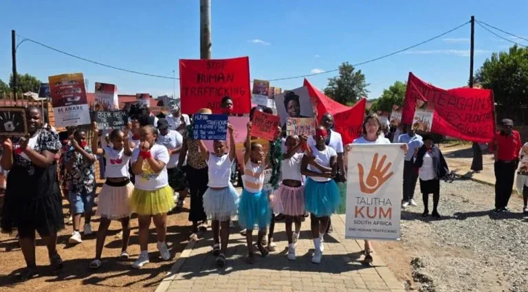 Rede Talitha Kum: Relatório Anual Revela Desafios no Combate ao Tráfico Humano