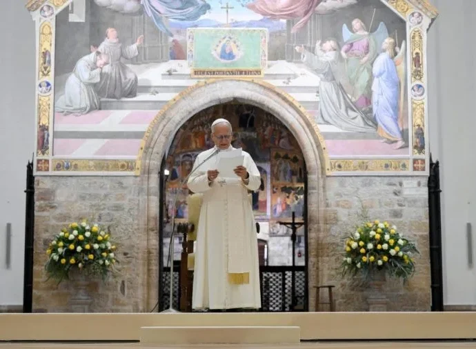 Papa realizará missa e encontro com jovens em Assis