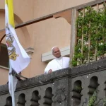 Papa Inicia Pausa de Verão em Castel Gandolfo