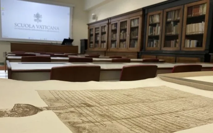 Escola Vaticana de Paleografia: Preservando a Memória da Igreja