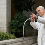 Papa se prepara para discurso no Meeting de Rimini em julho