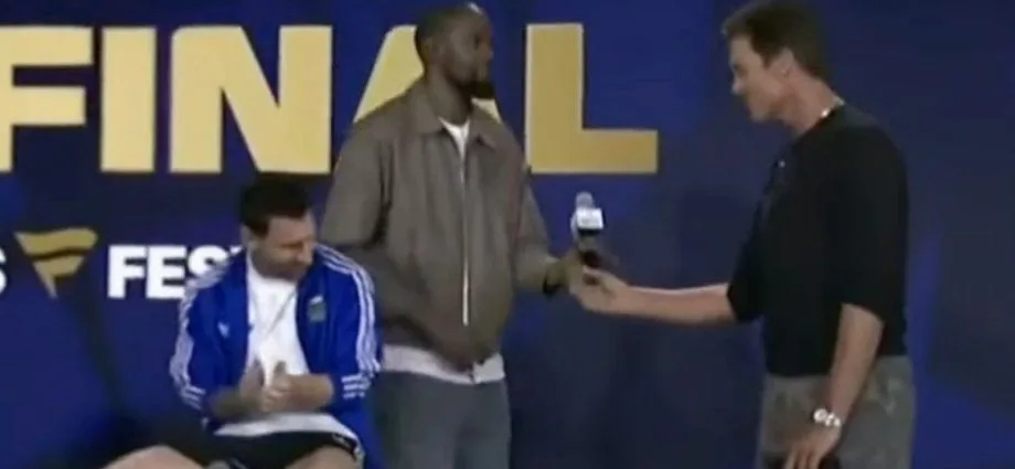 KEVIN DURANT IGNORA LIONEL MESSI EM EVENTO ANTES DA FINAL DA COPA KEVIN DURANT IGNORA LIONEL MESSI EM EVENTO ANTES DA FINAL DA COPA