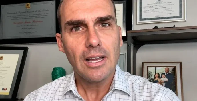 Eduardo Bolsonaro critica Michelle por expor crise interna no PL