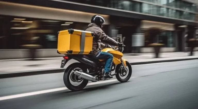 Governo prorroga início de financiamentos para entregadores e mototaxistas