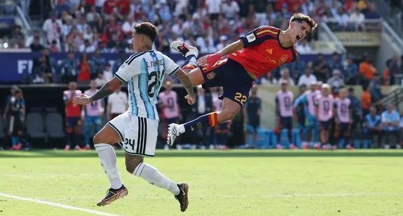 FIFA VAI INVESTIGAR COMPORTAMENTO DA ARGENTINA APÓS DERROTA NA FINAL