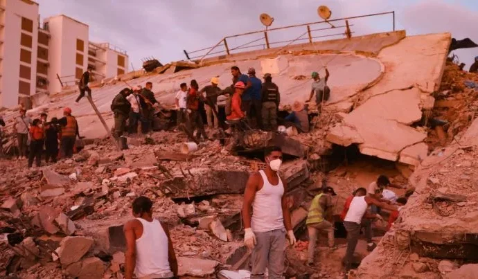 Venezuelanos enfrentam superlotação e escassez de água após terremotos, alerta Opas