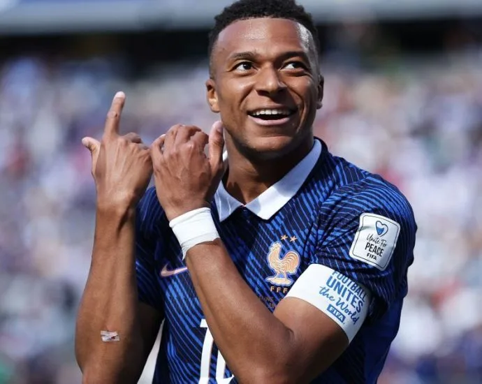 MBAPPÉ SE ISOLA COMO MAIOR ARTILHEIRO DAS COPAS DO MUNDO