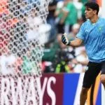 CONHEÇA O MARROQUINO BONO, GOLEIRO QUE PRETENDE PARAR A FRANÇA DE MBAPPÉ