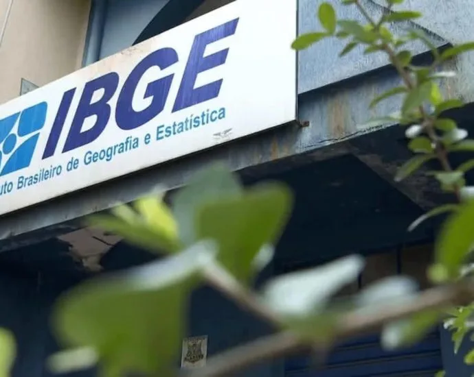 IBGE ABRE PROCESSO SELETIVO COM 16 VAGAS TEMPORÁRIAS PARA ANDRADINA (SP)