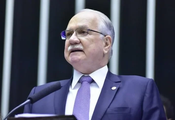 Edson Fachin defende regulação financeira para combater bets e crime organizado Edson Fachin defende regulação financeira para combater bets e crime organizado