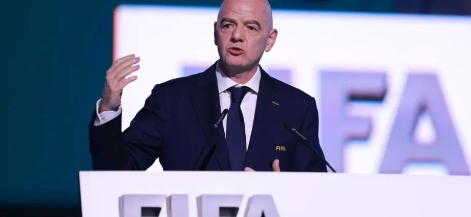 FIFA DESTINA R$ 5 MILHÕES PARA VÍTIMAS DE TERREMOTO NA VENEZUELA