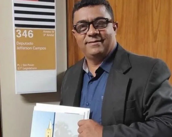ITAMAR DESTINA RECURSO DE R$ 21 MIL PARA CAMPO DE FUTEBOL NO ASSENTAMENTO PENDENGO ITAMAR DESTINA RECURSO DE R$ 21 MIL PARA CAMPO DE FUTEBOL NO ASSENTAMENTO PENDENGO